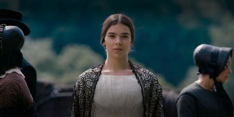 Hailee Steinfeld says Dickinson set leak a complete。